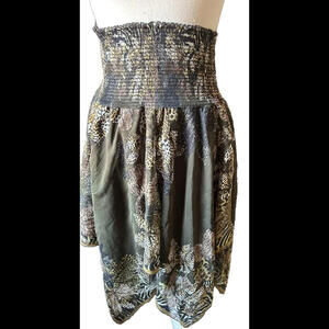 💃🧡Cache Brown Animal Print Hanker chief MIDI Smocked Waist Size Small